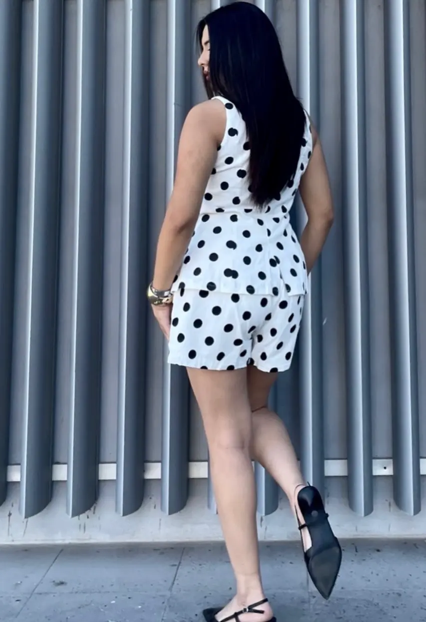 Set Chaleco y Shorts Polkadots Blanco