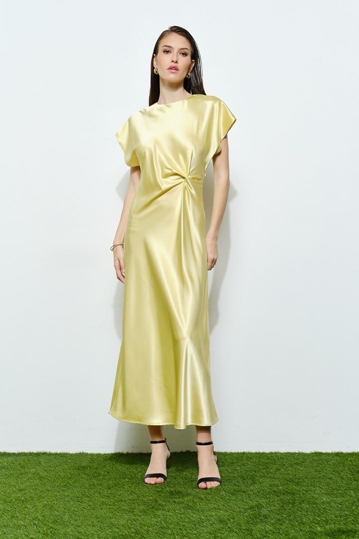 Vestido Midi Satinado Amarillo