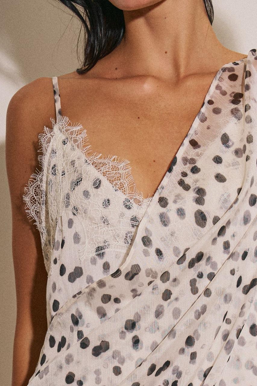 Vestido Midi Satinado Animal Print