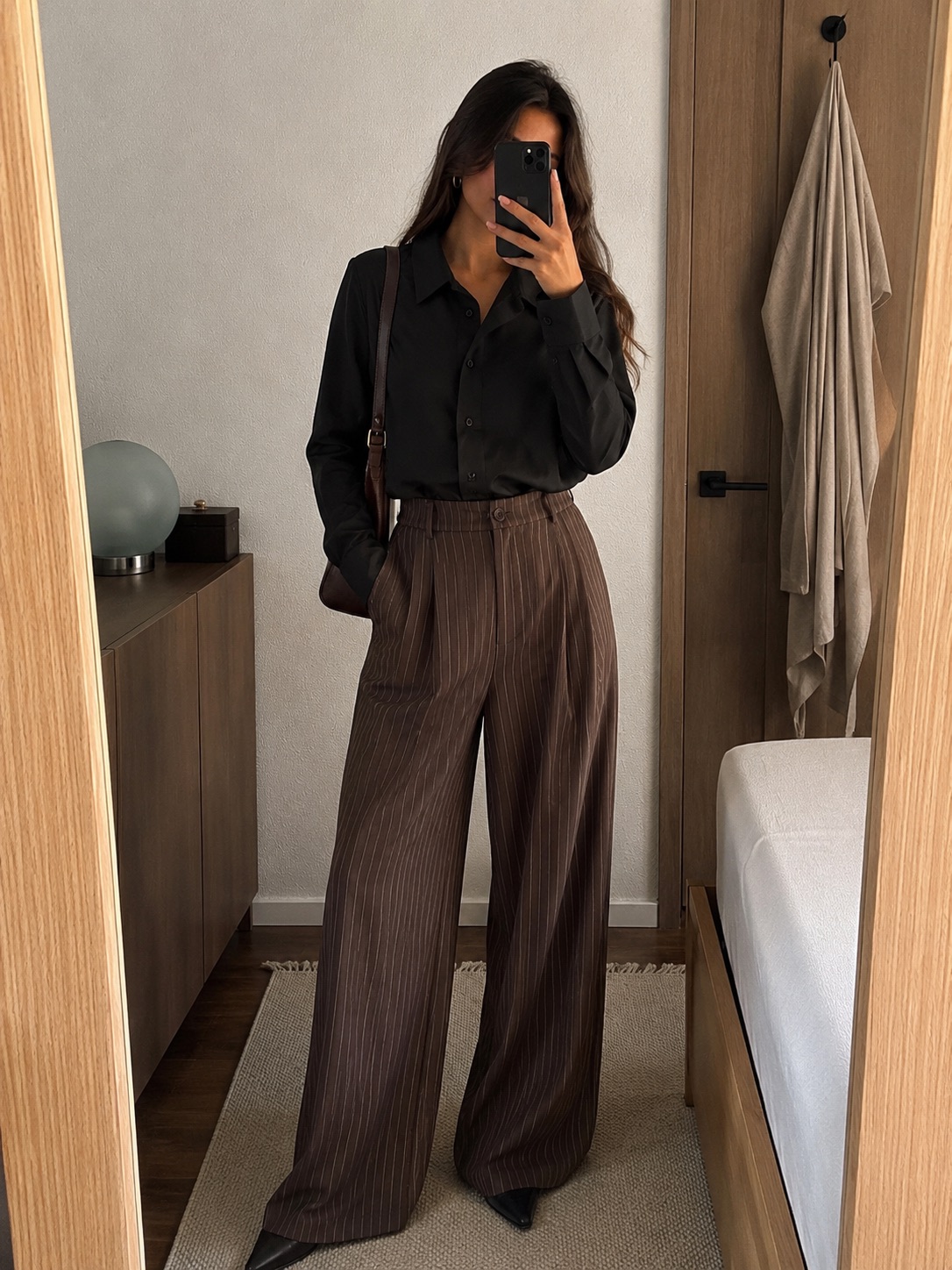 Pantalon de Pinzas y Tiro Alto Cafe Chocolate